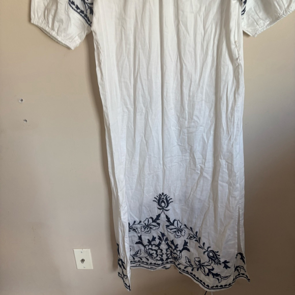 Alex Marie White Navy Embroidered Maxi Dress 
Size Small Emerald Shores - Picture 12 of 14